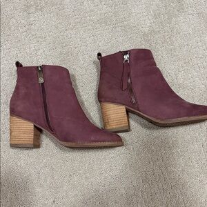 Blondo Burgundy Suede Zip-Detail Ankle Booties
